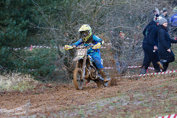 7D0Z2157 Rider No 141